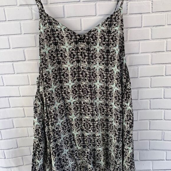 Volcom Flowy Black and White Romper Size S - Picture 2 of 3